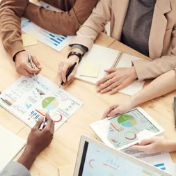Educators building their educational brand through marketing strategies